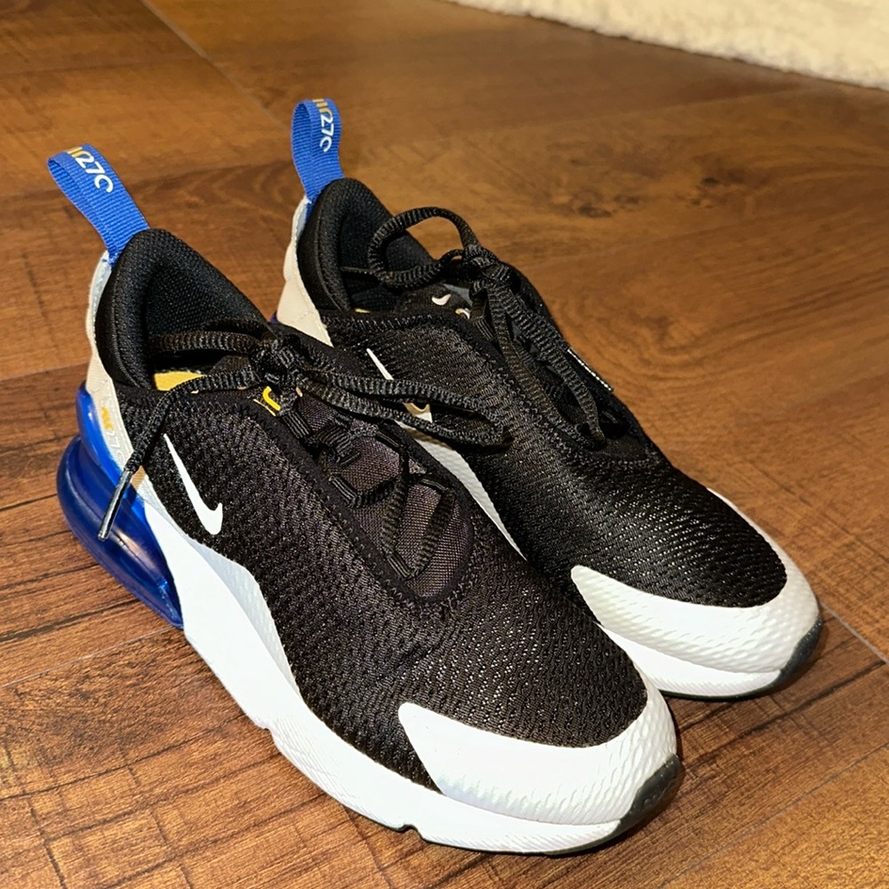 Boys Nike 270